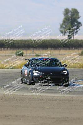 media/Sep-14-2025-Speed Ventures (Sun) [[b2951cd086]]/Green/Session 2 (Grapevine)/